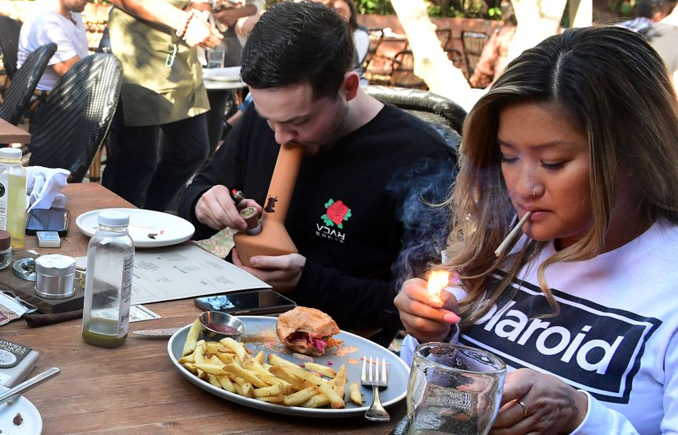 What it's like to get high and eat nachos at America's first cannabis cafe
